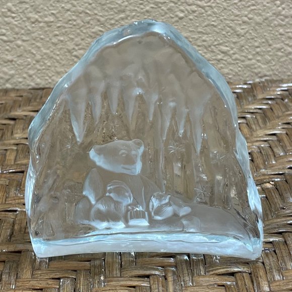 Set Of Two Crystal Polar  Bear And Cubs Sculpture Home Decor - Picture 9 of 15